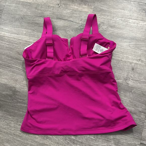 NWT Athleta Square Neck V Bra Cup Tankini Top "Electric Fuschia" Pink 34 D/DD - Picture 5 of 9